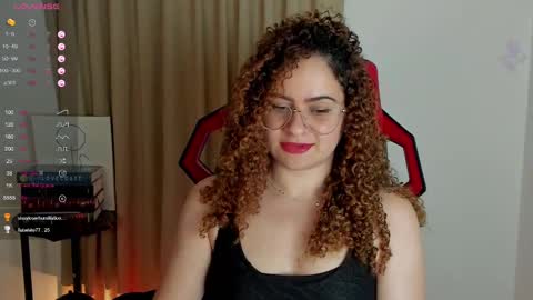 Snapshot of sultrysecrets_ chatting on October 27, 8:24 pm Ann online show from October 27, 8:24 pm