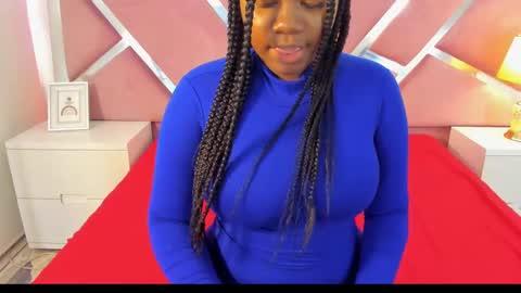 Snapshot of sulyclarck chatting on October 9, 7:56 pm Hot ebony online show from October 9, 7:56 pm