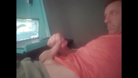 sum4u2see43 online show from March 19, 5:50 pm