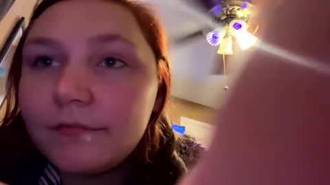 Snapshot of sum645700 chatting on September 30, 9:09 pm sum - maybe online show from September 30, 9:09 pm