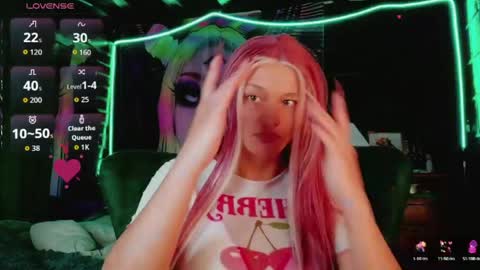 Summer online show from April 6, 10:54 pm