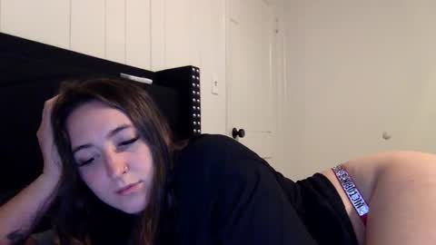 Snapshot of summerlee9 chatting on January 5, 11:52 pm summerlee9 online show from January 5, 11:52 pm