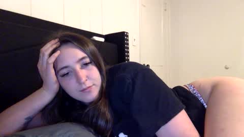 Snapshot of summerlee9 chatting on January 7, 12:13 am summerlee9 online show from January 7, 12:13 am
