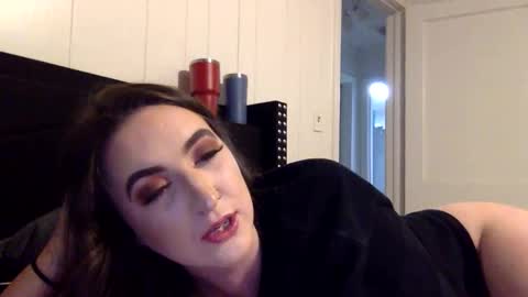 Snapshot of summerlee9 chatting on May 8, 11:43 pm summerlee9 online show from May 8, 11:43 pm