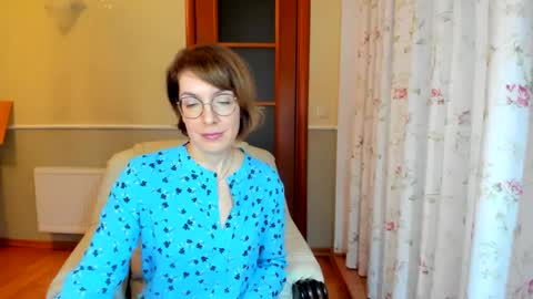 Snapshot of summerliza chatting on December 25, 2:23 pm summerliza online show from December 25, 2:23 pm