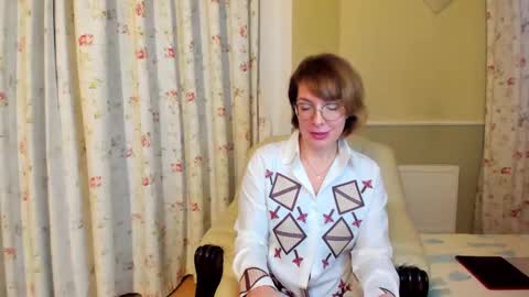 Snapshot of summerliza chatting on December 25, 5:26 pm summerliza online show from December 25, 5:26 pm