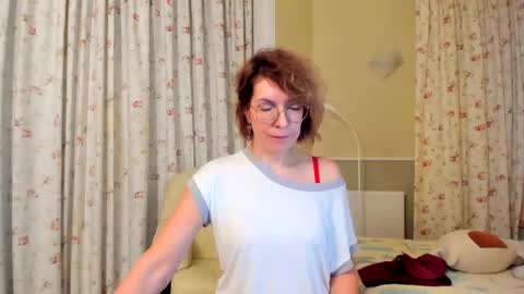 Snapshot of summerliza chatting on January 9, 12:25 am summerliza online show from January 9, 12:25 am