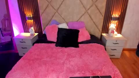       -  - online show from November 6, 2:40 pm