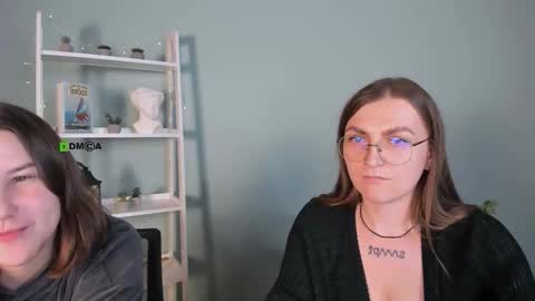 Snapshot of sun_julia chatting on November 10, 3:44 pm sun_julia online show from November 10, 3:44 pm