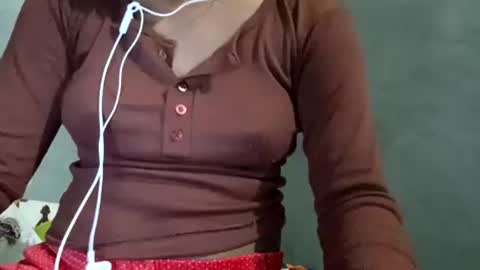 Snapshot of sunali_jain03 chatting on July 28, 12:48 pm sunali_jain03 online show from July 28, 12:48 pm