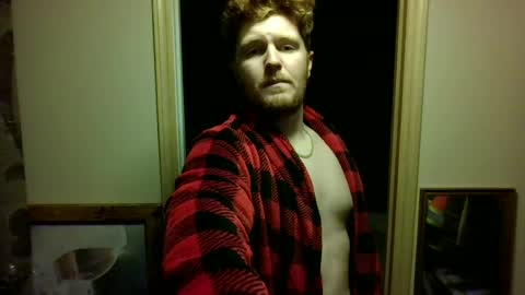 Snapshot of sunburnt43 chatting on June 15, 1:41 am sunburnt43 online show from June 15, 1:41 am