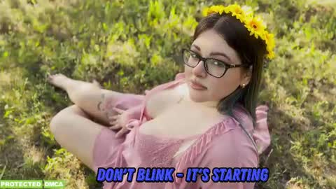 Snapshot of sunflower0907 chatting on July 30, 9:08 am Tina. Im topless model online show from July 30, 9:08 am
