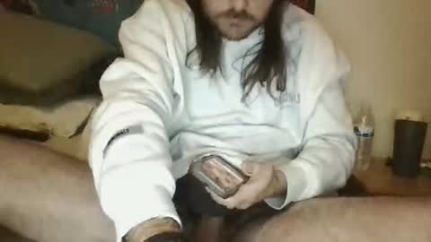 Snapshot of sungoku477 chatting on October 18, 2:03 am sungoku477 online show from October 18, 2:03 am