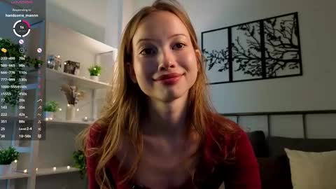 Snapshot of sunnivagaillard chatting on September 21, 1:51 am Kiki online show from September 21, 1:51 am