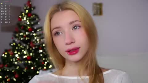 Lily online show from January 8, 2:41 pm