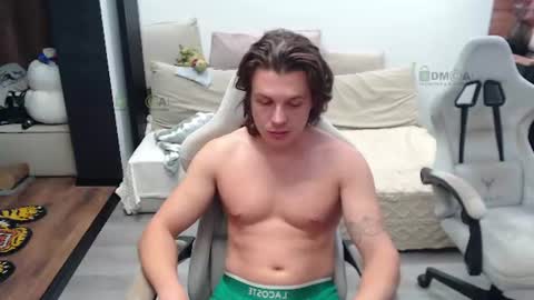 Snapshot of sunny1girl chatting on July 10, 10:56 pm Alice and Sergey online show from July 10, 10:56 pm
