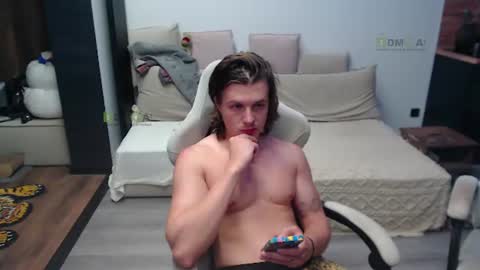 Snapshot of sunny1girl chatting on July 18, 6:56 pm Alice and Sergey online show from July 18, 6:56 pm