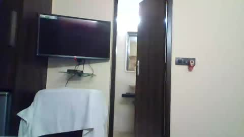 SAM online show from June 19, 6:56 pm