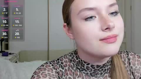 Vanessa online show from December 4, 12:36 pm