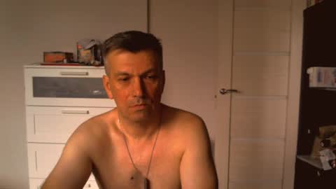 Snapshot of sunny_sun00 chatting on June 18, 12:31 pm sunny_sun00 online show from June 18, 12:31 pm