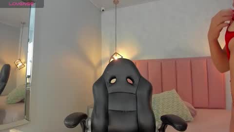  S U N N Y online show from March 3, 12:33 pm