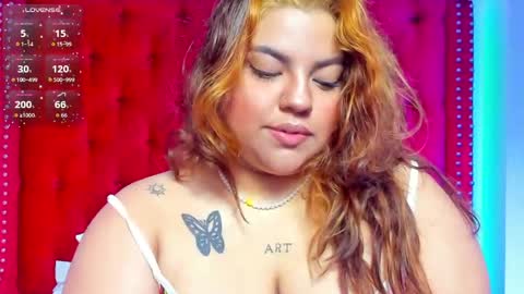 Snapshot of sunnyhoney_ chatting on June 9, 12:17 pm Sunny online show from June 9, 12:17 pm