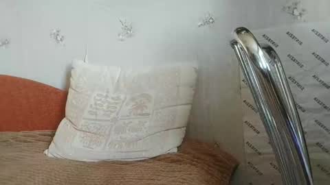 Snapshot of sunnyjoys chatting on January 21, 11:24 am Alina Streams Mon to Fri online show from January 21, 11:24 am