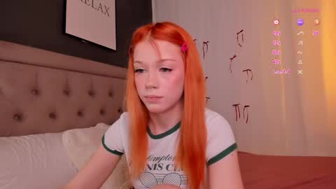 Snapshot of sunrisee_ chatting on February 10, 4:33 pm sunrisee_ online show from February 10, 4:33 pm