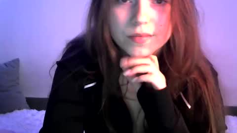 Lisa online show from April 22, 4:08 pm