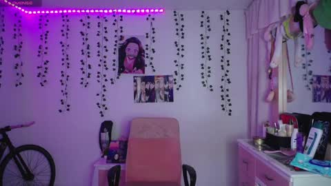 Sunset online show from September 25, 5:00 am