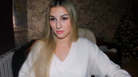 sunsetwithava online show from December 17, 1:39 pm