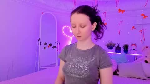 Alice online show from February 10, 1:26 pm