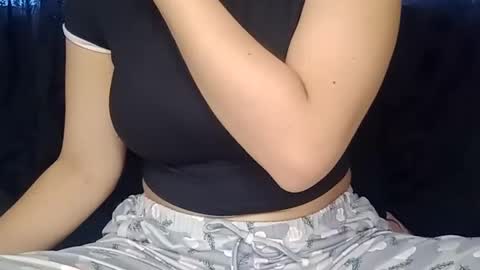 Annie online show from January 2, 8:57 pm