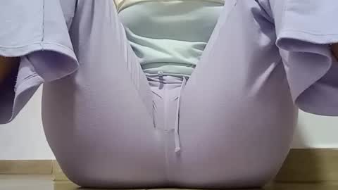 Annie online show from February 5, 8:24 pm