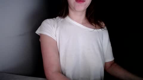 Snapshot of sunshine_in_your_life chatting on February 5, 1:32 am sunshine_in_your_life online show from February 5, 1:32 am