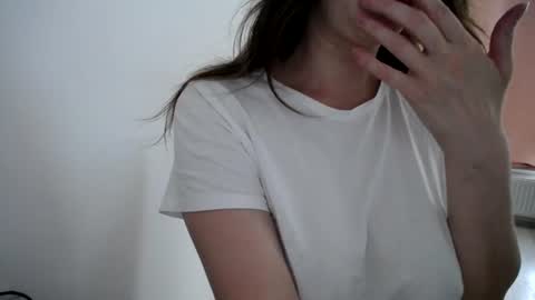 Snapshot of sunshine_in_your_life chatting on July 27, 11:39 am sunshine_in_your_life online show from July 27, 11:39 am