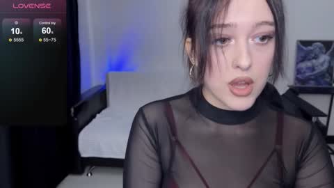 Snapshot of sunshine_j chatting on October 8, 10:24 am sunshine_j online show from October 8, 10:24 am