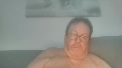 Snapshot of sunspotbaby chatting on June 20, 9:17 pm Sunspotbaby online show from June 20, 9:17 pm