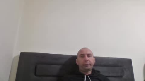 super42835015 online show from January 8, 5:05 pm