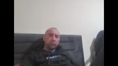 Snapshot of super42835015 chatting on April 1, 7:33 pm super42835015 online show from April 1, 7:33 pm