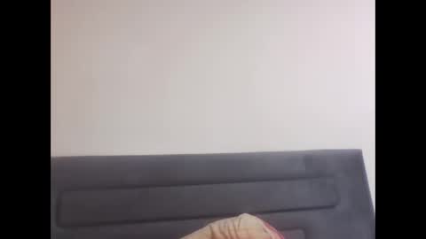 Snapshot of super42835015 chatting on April 2, 7:11 pm super42835015 online show from April 2, 7:11 pm