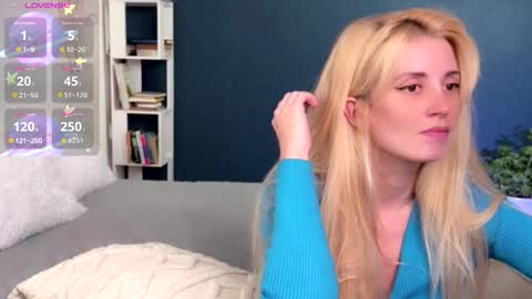 Snapshot of super_peach_stream chatting on September 8, 5:45 pm ANNApvt open full info in bio online show from September 8, 5:45 pm