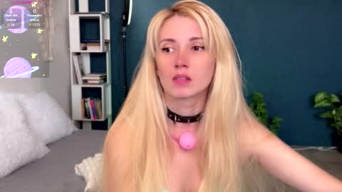 Snapshot of super_peach_stream chatting on September 11, 9:42 am ANNApvt open full info in bio online show from September 11, 9:42 am
