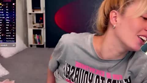 Snapshot of super_peach_stream chatting on September 21, 2:08 pm ANNApvt open full info in bio online show from September 21, 2:08 pm