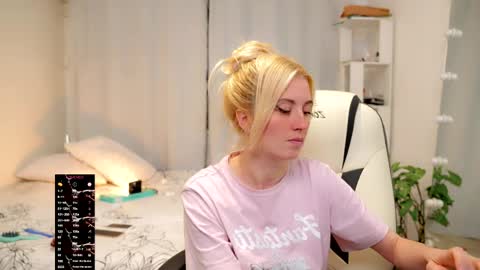 ANNApvt open full info in bio online show from April 18, 7:29 pm