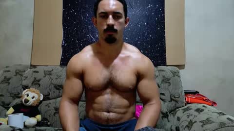 Snapshot of superbigmr chatting on February 14, 9:44 pm james online show from February 14, 9:44 pm