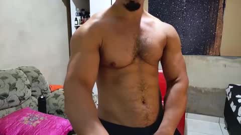 Snapshot of superbigmr chatting on March 26, 3:56 am james online show from March 26, 3:56 am