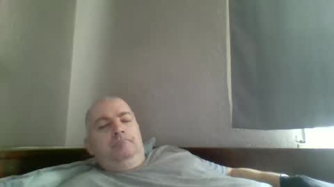 Snapshot of superboy78 chatting on April 7, 10:15 am superboy78 online show from April 7, 10:15 am