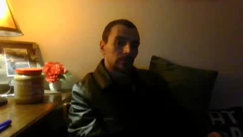 Snapshot of superd512 chatting on January 11, 8:11 am Guero Cash online show from January 11, 8:11 am