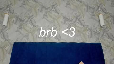 Una online show from February 14, 11:42 am